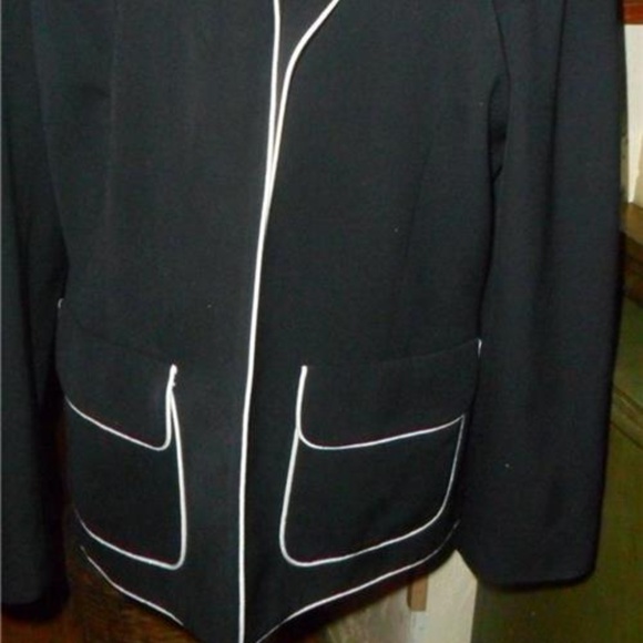 AUSTIN REED Wool Blazer Sz 14. - Picture 4 of 5